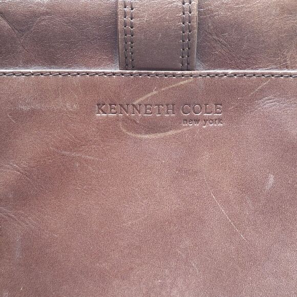 Kenneth Cole Clutch Chocolate Brown Leather with Optional Wristlet Strap - Picture 11 of 16